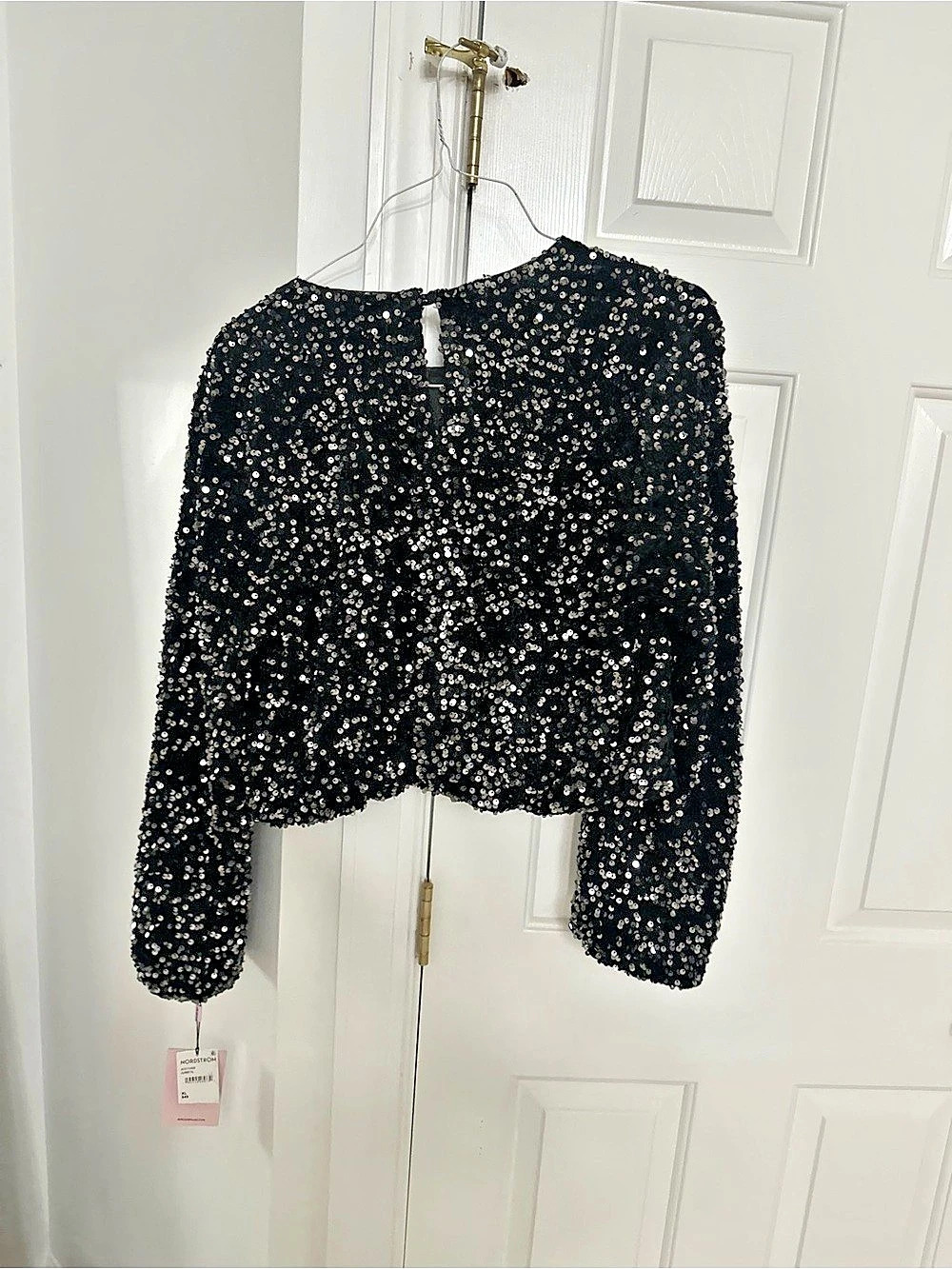 Avec Les Filles Black Sequin Long Sleeve Crop Blouse Black XL
